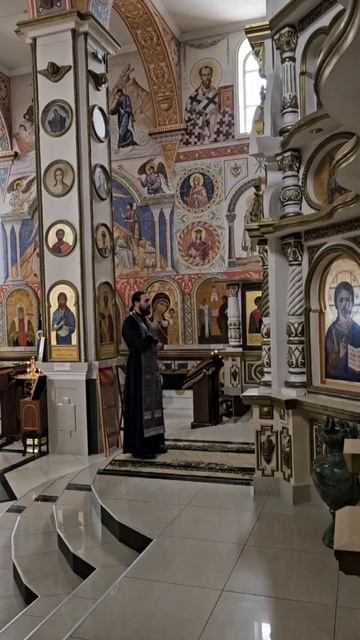 С наступившим Великим Постом, братья и сёстры! Немного помолились в первый день первой недели постно