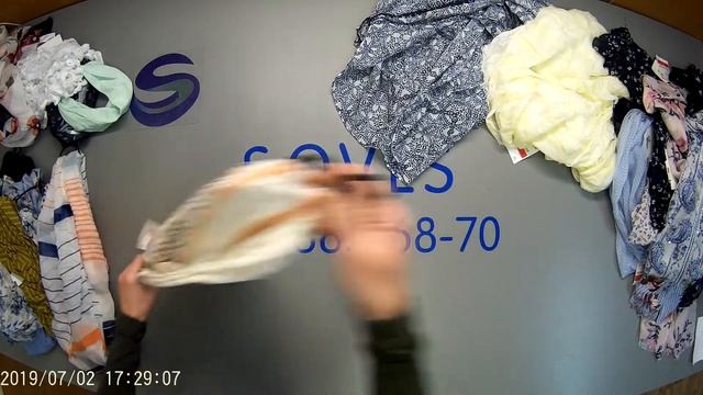 Ст 105. Уп. № 3 (2019г) Палантины. Германия. С/ть 100 рублей за единицу.