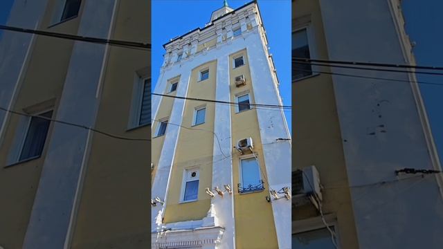 Атмосфера в старинном городе Ярославль столице Золотого кольца России