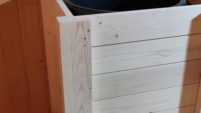 Кашпо для роз.