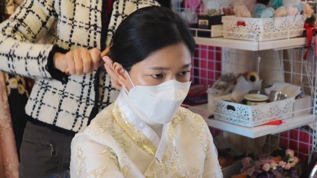 (Bonus Video) Cara pakai baju traditional korea hanbok