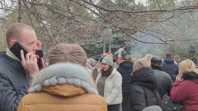 Евпатория 2025. Людей как летом, первая в новом году развлекательная программа "Прощай зима"