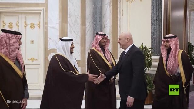 مشاهد من لقاء ولي العهد السعودي مع الرئيس اللبناني في الرياض خلال أول زيارة خارجية له منذ انتخابه