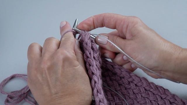 A Turban headband with a pattern “Wheat head” is warm and beautiful!