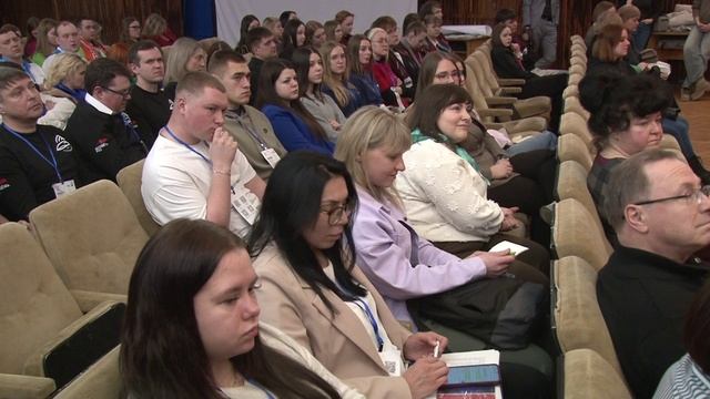 В Каменске-Уральском идет гражданский форум.