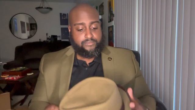 Unboxing a New Fedora by (Goorin Bros.)