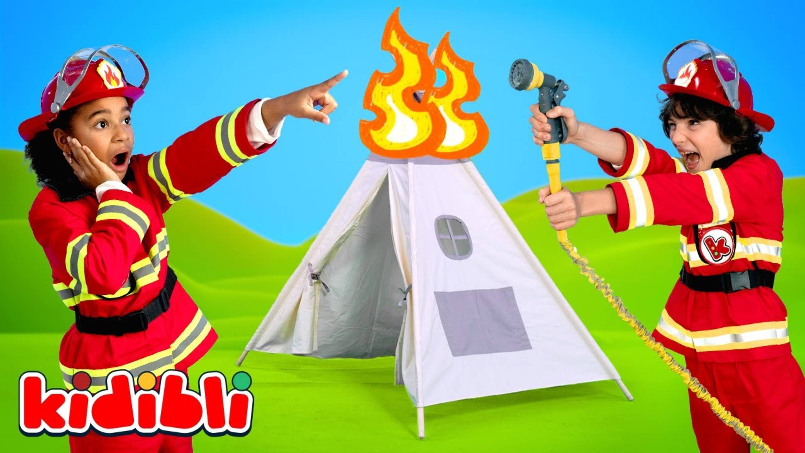 Палатка горит! ⛺️🔥 Дети-пожарные спасают положение! 🧑_🚒🚒 Видеоролики о спасении пожарных