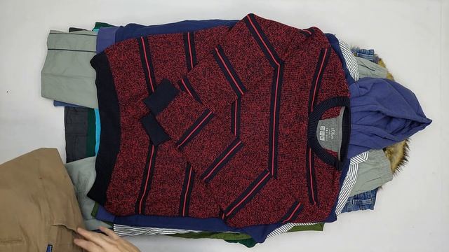 25914 Мужской микс больших размеров Сток MEN XL MIX 4 пак 15кг. по 24.5€/кг. 28шт.