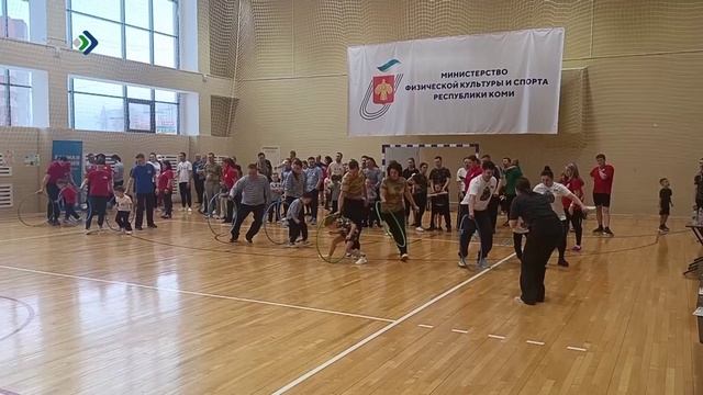 Самых талантливых отцов определили в ежегодном конкурсе «Папа и мы – спортивны и сильны»