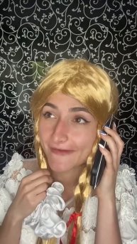 А ты дома ходишь в одежде?