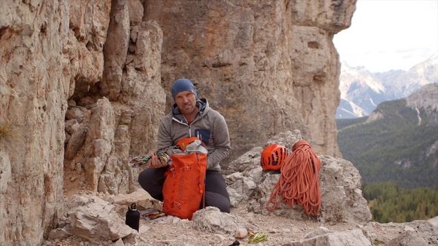 Tips & tricks: The right way to pack your climbing backpack – Tutorial (8/43) | LAB ROCK