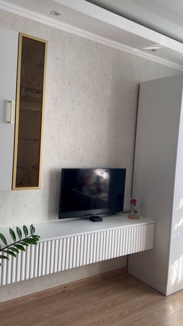 Обзор белой гостиной