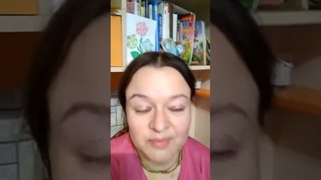 video Женщина в розовом
