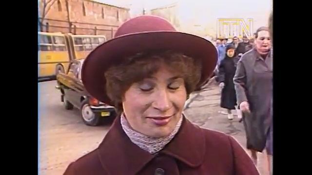Советские граждане поддерживают вывод войск из Афганистана. 1989