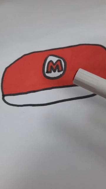 Dibujando la gorra de super Mario