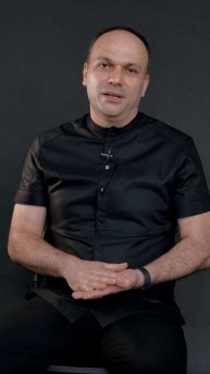 Атаев Марат. Врач-стоматолог, хирург-имплантолог