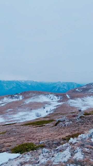 Это самое холодное место в Крыму. Перевал Холодный Кулуар. Очень опасный подьем. #альпинизм #горы