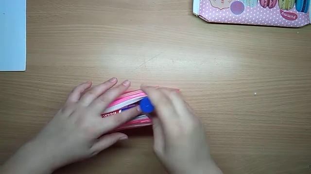 Собираю пенал в лагерь