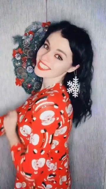 Немного новогоднего настроения в ленту 🌲