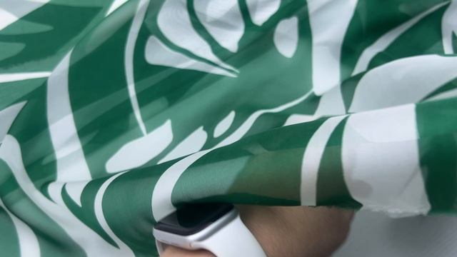 Шифон зелёного-молочного цвета с принтом абстракция  24257