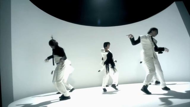 2PM  - 'Heartbeat'