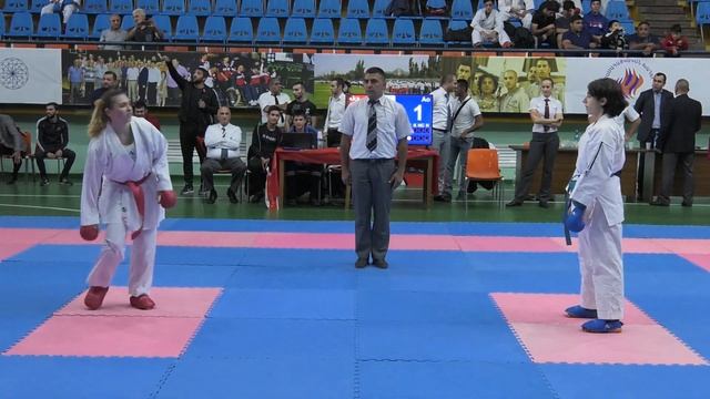 Anita Makyan VS Sona Sargsyan