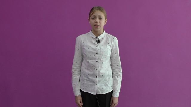 Кандрашкина Алина В пальцах у девушки дрогнул платок и кайма