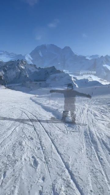 За что я люблю горнолыжку ? 🤙🏻🏂
ДА ЗА ВСЕЕЕЕ 😎
#путешествия #эльбрус #гарабаши #сноуборд #2025