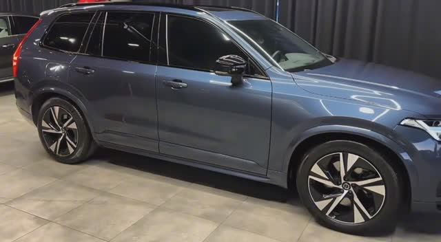 Volvo XC90 2025 года.Обзор 7-местного внедорожника Volvo XC90 2025 года