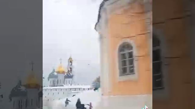 СВЯТО-ТРОИЦКАЯ СЕРГИЕВА ЛАВРА