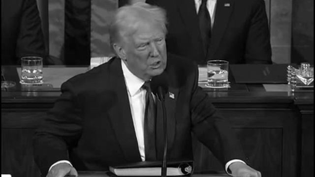 Президент США Дональд Трамп выступает в Замбии