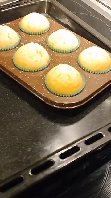 Это самые вкусные капкейки, которые я пробовала! Рецепт в описании!