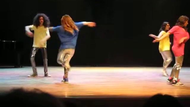 Baile Hush Hush! Academia Hollywood