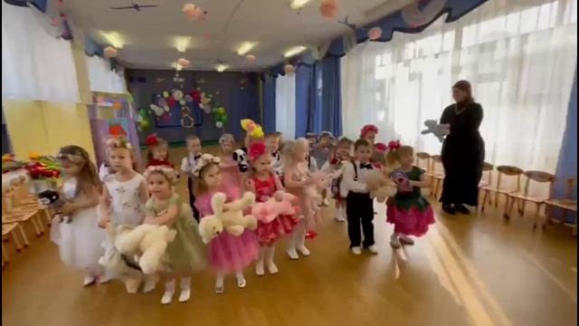 Поздравляем мамочек с 8 мартом