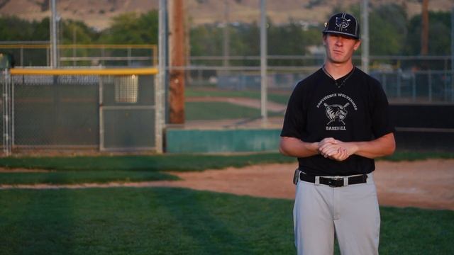 Baseball Equipment : How to Remove Sweat Stains on Baseball Caps