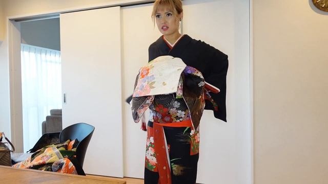 小澤マリア流花魁衣装の着付け【字幕あり15 languages】