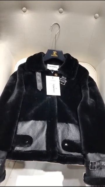 chanel woman Merino sheepskin shearling jacket coat lamb fur coat pilot biker shearling coat