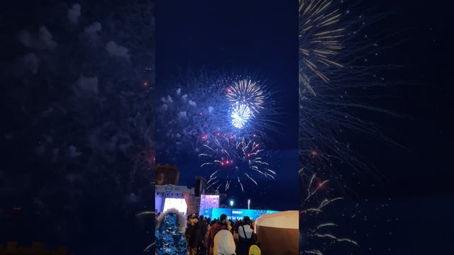 Праздничный салют на день химика в Тобольске 2024