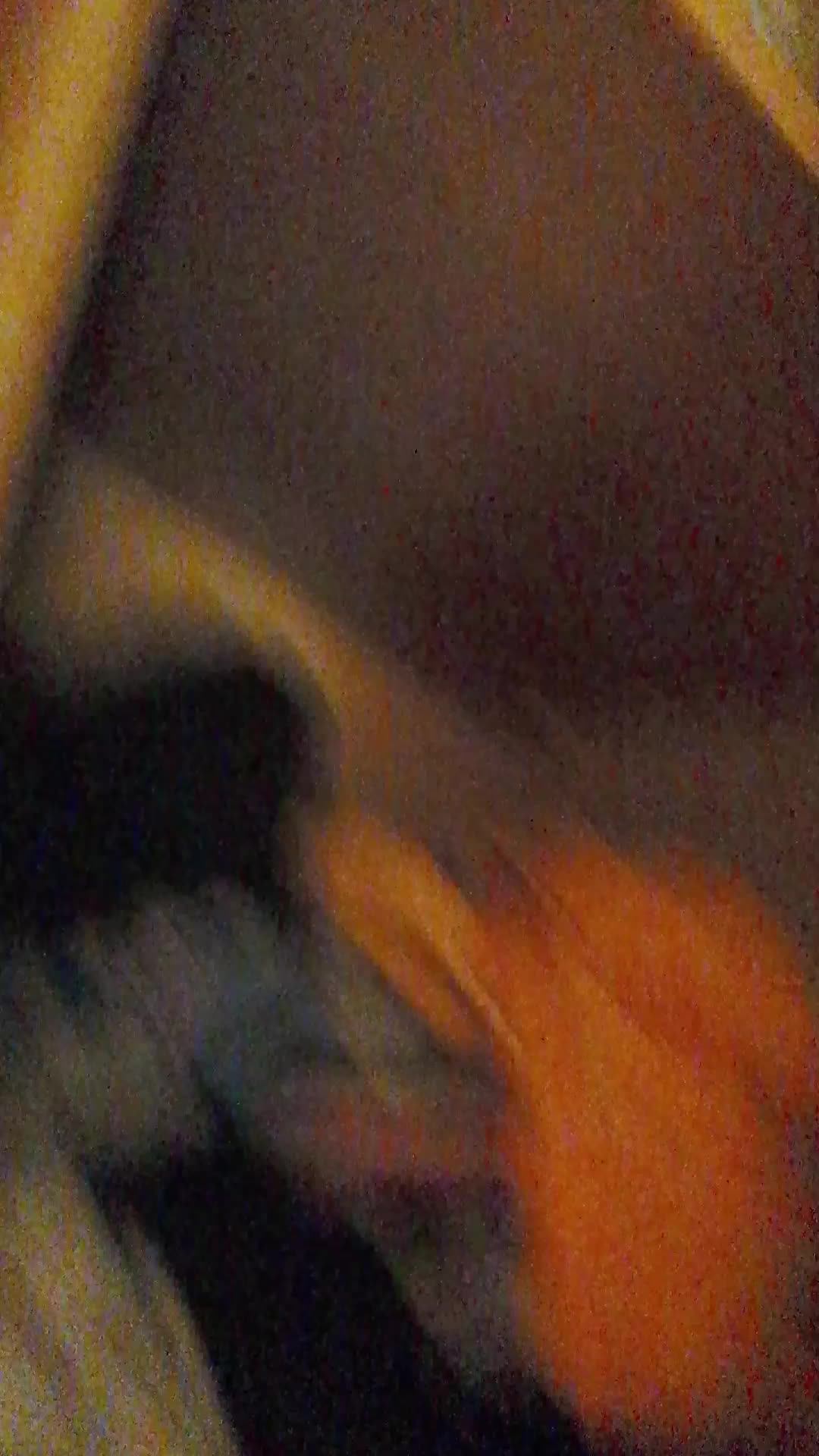 в шкафу