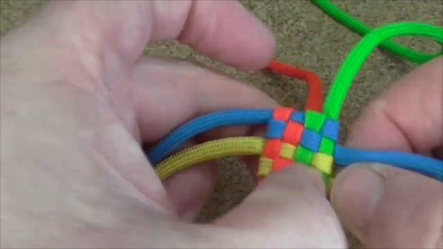 How To Make A Paracord Cube keychain