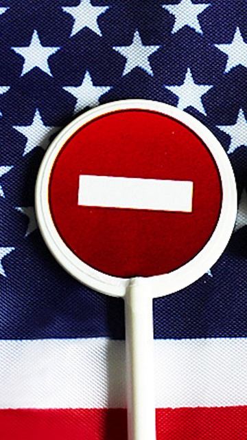 США запретили