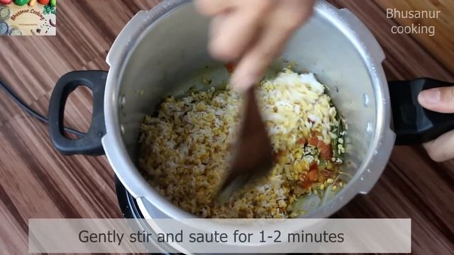 Khichdi Recipe | Rice and Moong dal | Dal Khichdi | Simple and Healthy Khichdi Recipe