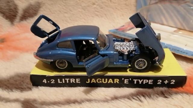 Модель автомобиля Jaguar E-type 22 Corgi Toys 1969 г