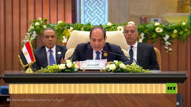 السيسي: نؤكد على ضورة إحلال السلام العادل والدائم ونرفض خلق واقع طارد للسكان خارج أراضيهم