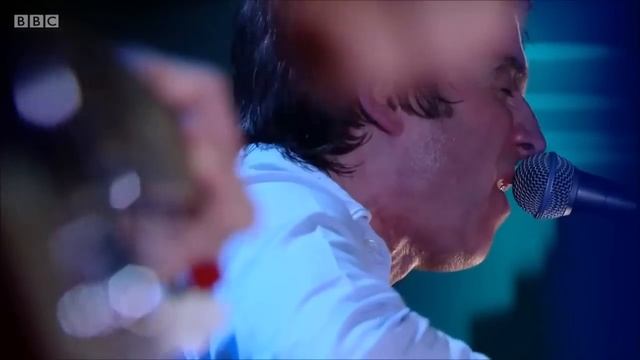 Noel Gallagher - Slide Away (BBC Radio 2)