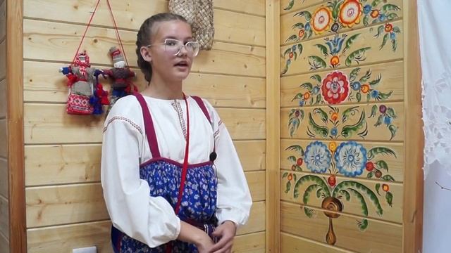 Уральская домовая роспись — сказ о том, как аленький цветочек в русскую избу попал. г. Оренбург