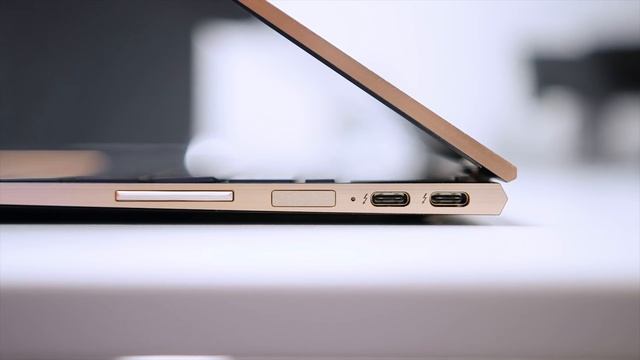 Dell XPS 13 vs HP Spectre X360 - Ultrabook Laptop BATTLE!