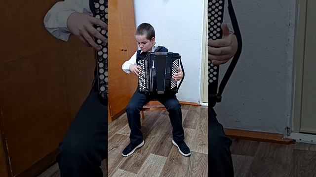 Михайлов Дмитрий (3 кл.) р.н.п. Утушка луговая обр.Н.Чайкина