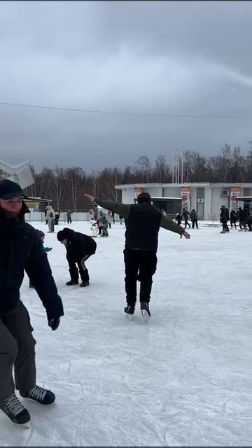 На катке в Москве.