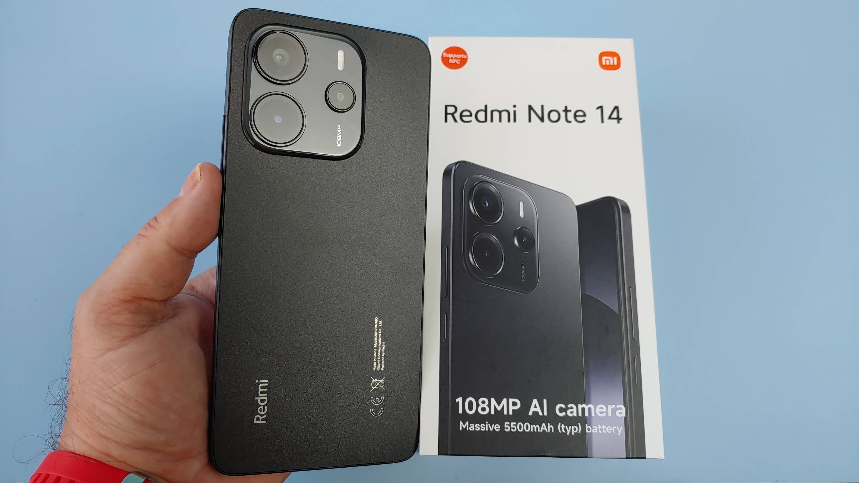 Распаковка Redmi Note 14